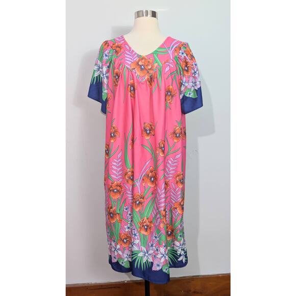 Rikki New York Pink Floral House Dress - Picture 2 of 7